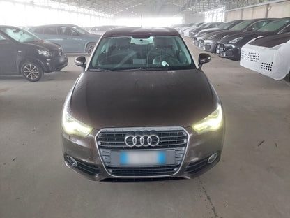 AUDI - A1 (2011 - km 193.603 - Diesel)