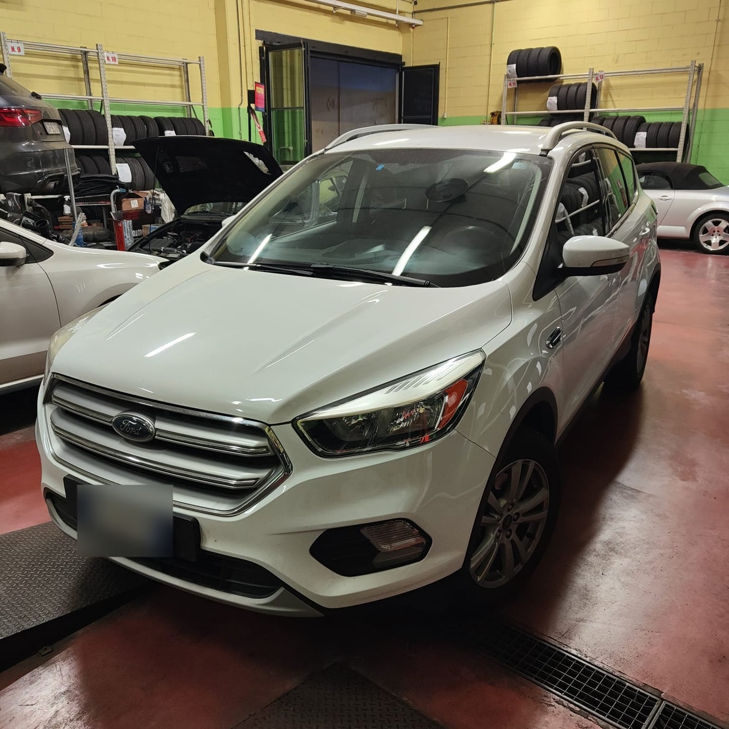 FORD - KUGA (2017 - km 103.000 - Diesel)