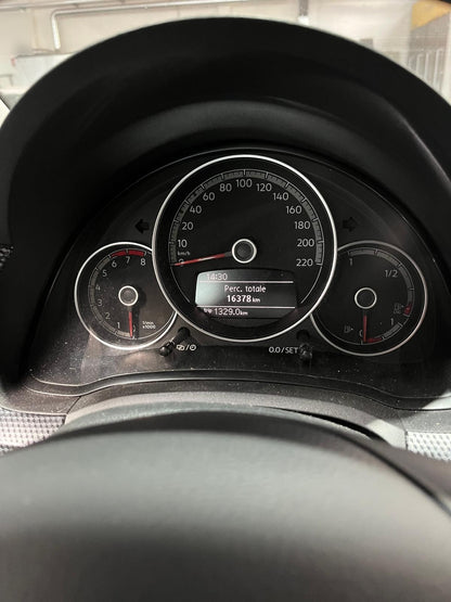 VOLKSWAGEN - UP! (2021 - km 16.378 - Metano)