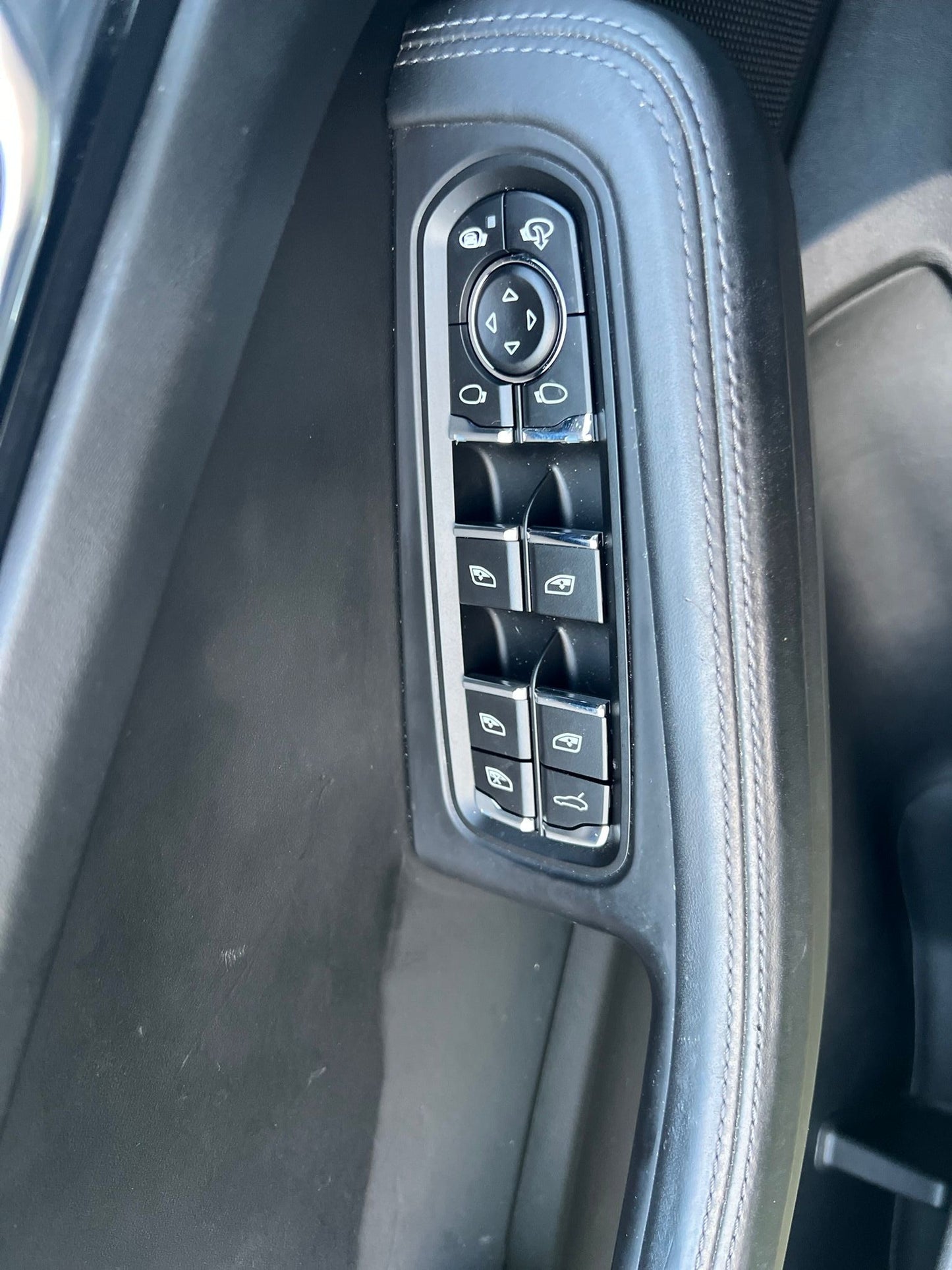 PORSCHE - MACAN S (2016 - km 148.000 - Benzina)