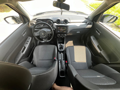 SUZUKI - SWIFT (2021 - km 20.000 - Ibrida)