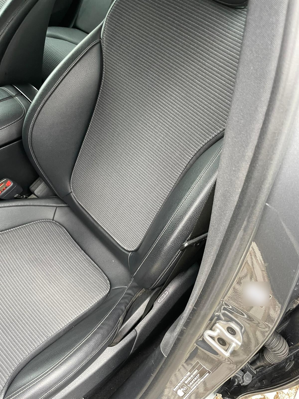 MERCEDES-BENZ - C 220 (2022 - km 208.000 - Ibrida)