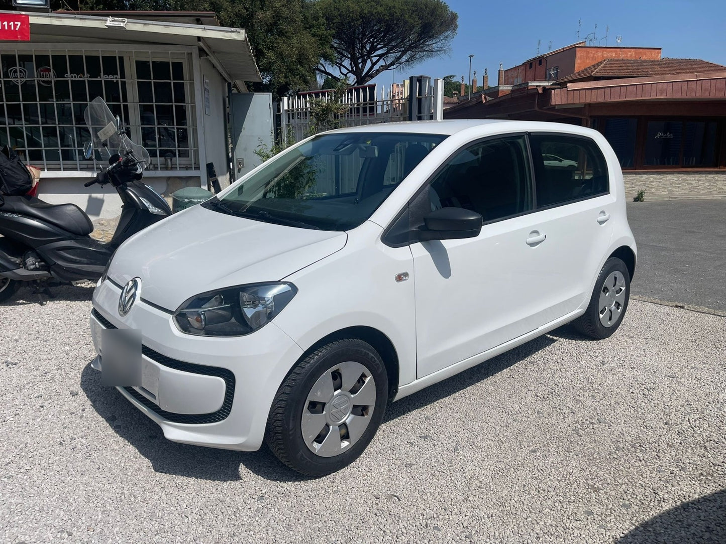 VOLKSWAGEN - UP! (2014 - km 96.401 - Benzina)