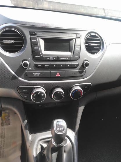 HYUNDAI - I10 (2018 - km 67.000 - Benzina)
