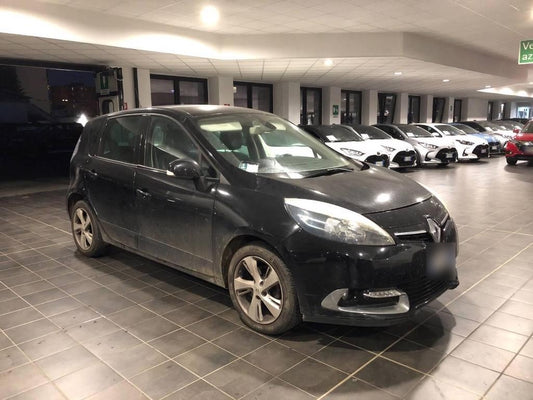 RENAULT - SCENIC (2013 - km 150.000 - Diesel)