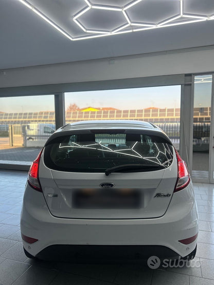FORD - FIESTA (2013 - km 155.000 - Benzina)