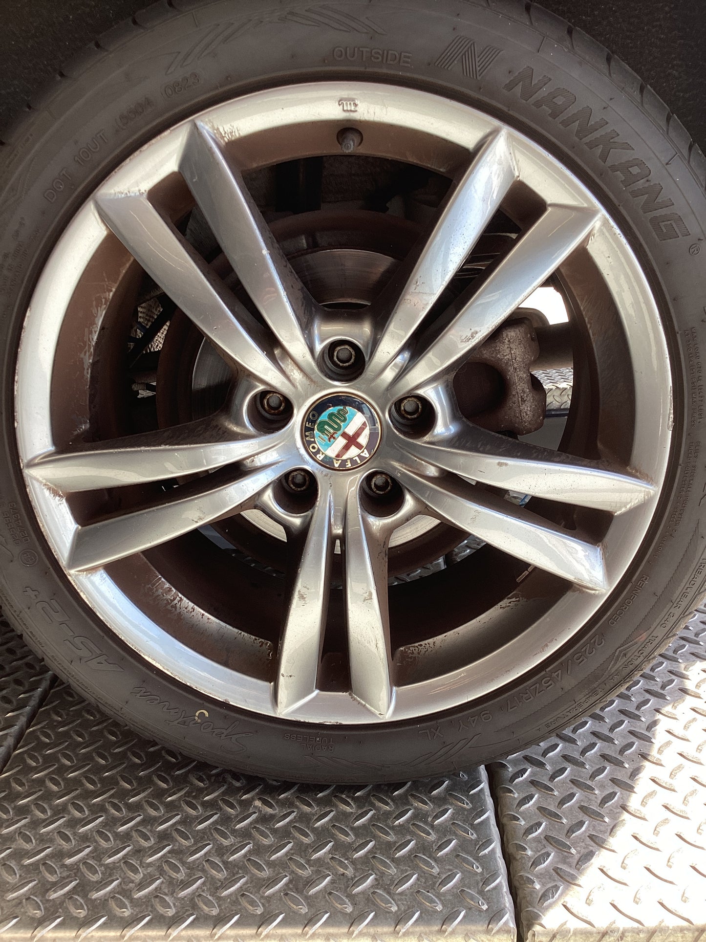 ALFA ROMEO - GIULIETTA (2013 - km 126.936 - GPL)